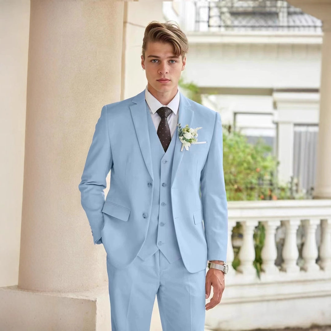 Herren eleganter dreiteiliger Anzug mit feinem Material und modernem Schnitt Aliams