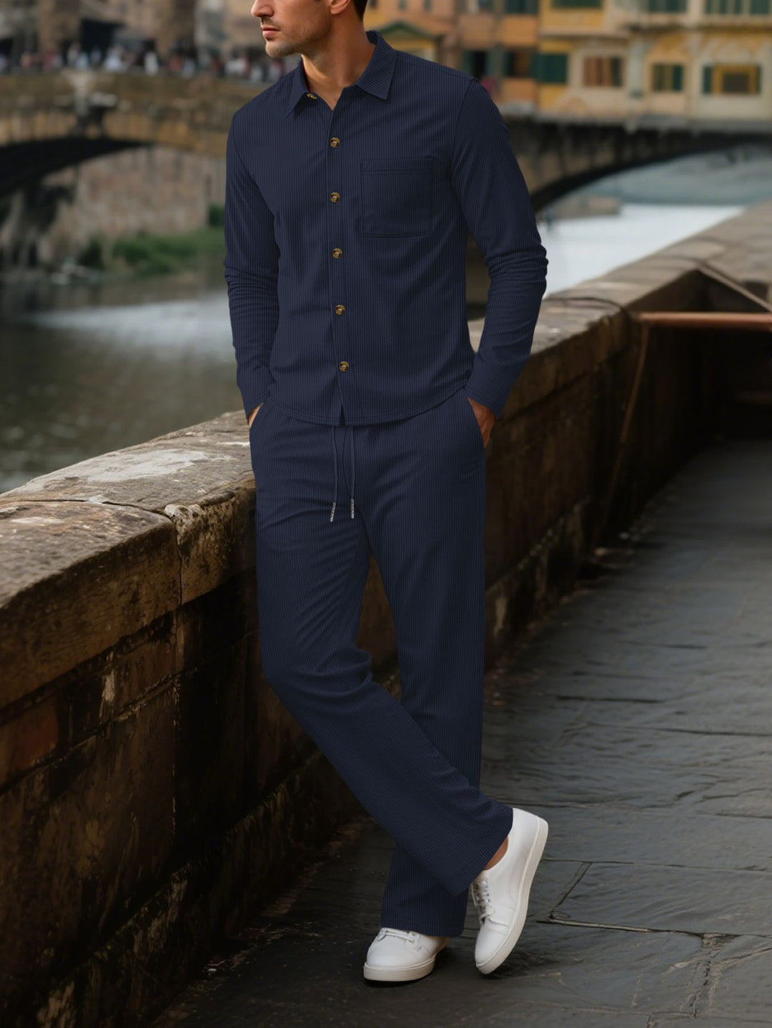 Herren eleganter Freizeitanzug mit strukturierter Oberfläche und praktischen Taschen Aliams