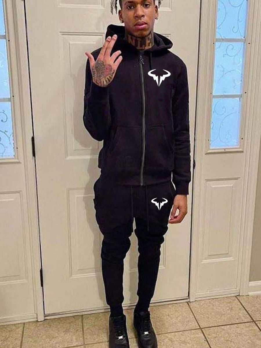 Herren Trainingsanzug mit Kapuze und praktischen Taschen Aliams