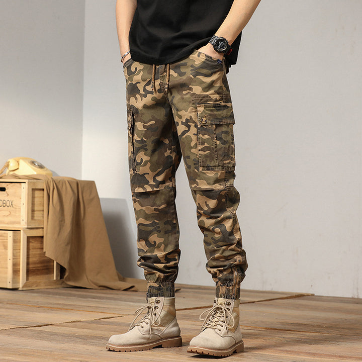 Herren Cargohose im urbanen Camouflage-Design mit vielseitigen Taschen und elastischen Bündchen Aliams