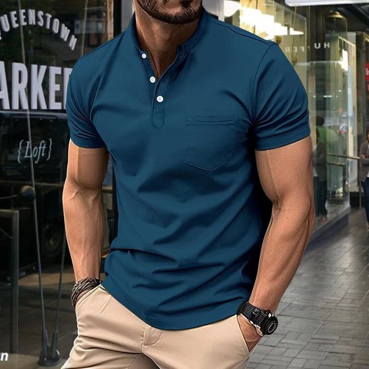 Herren stilvolles Poloshirt mit modernem Stehkragen und praktischer Brusttasche Aliams