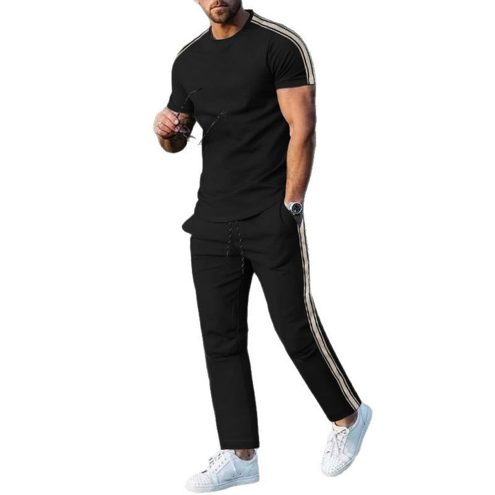 Herren Sportliches Freizeit-Set mit hochwertigem Material und modischen Streifen Aliams