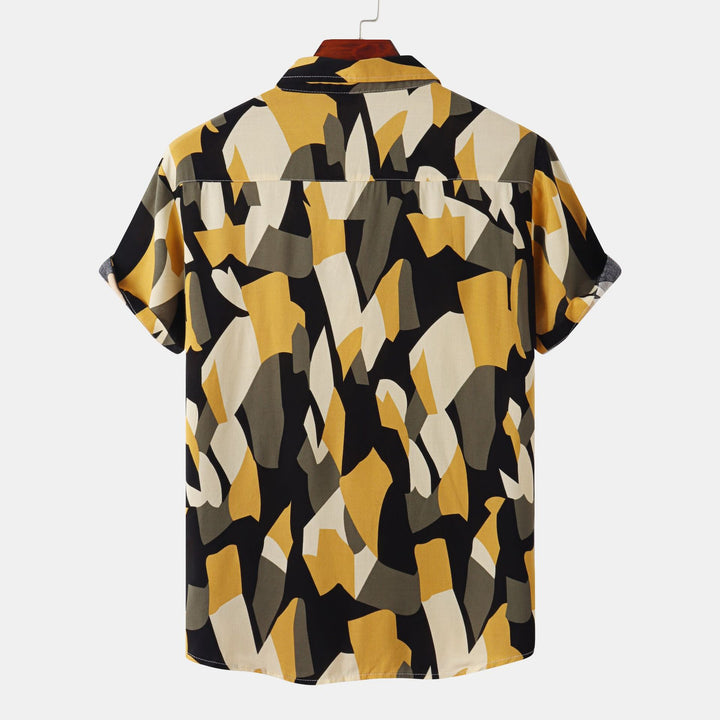 Herren Kurzarmhemd im auffälligen grafischen Muster mit lockerer Passform Aliams