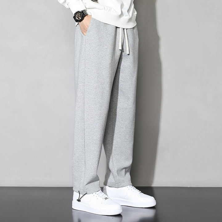 Herren Freizeit-Jogginghose mit elastischem Bund und seitlichen Reißverschlusstaschen Aliams