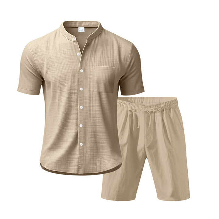 Herren Freizeit Outfit mit kurzärmligem Button-Down-Hemd und elastischen Shorts Aliams