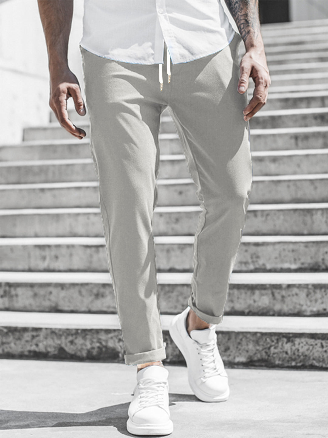 Herren Sportliche Chino-Hose mit flexiblem Bund und modernen Details Aliams