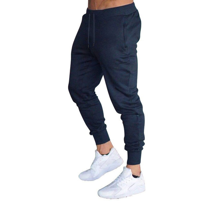 Herren stylische Jogginghose mit modernen Einsätzen und praktischen Taschen Aliams