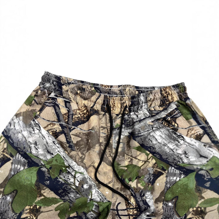 Herren Cargohose im angesagten Camouflage-Design mit elastischem Bund und praktischen Taschen Aliams