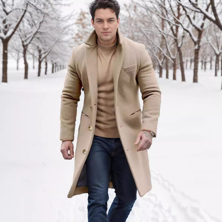 Herren eleganter Wollmantel mit schmalem Schnitt und goldenen Knöpfen Aliams