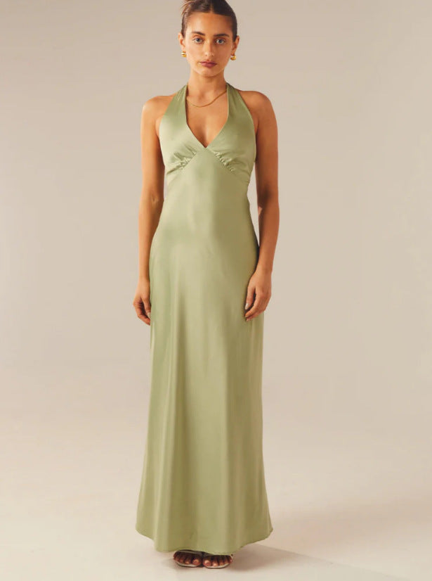 Damen Maxikleid mit Elegantem Halterneck-Design und Figurformendem Schnitt Aliams