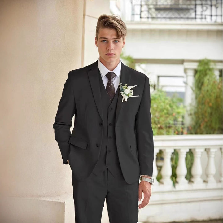 Herren eleganter dreiteiliger Anzug mit feinem Material und modernem Schnitt Aliams