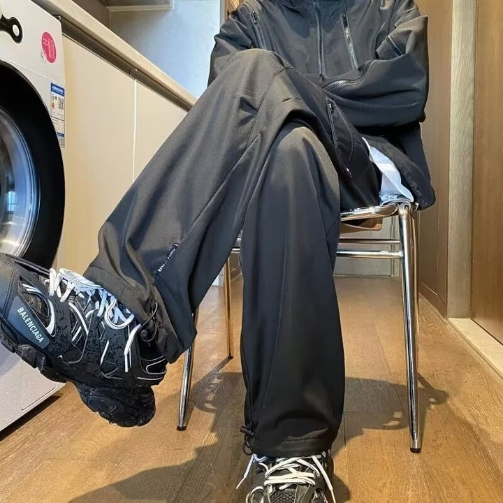 Herren Funktionale Cargo-Hose mit wasserabweisenden Eigenschaften und praktischen Taschen Aliams