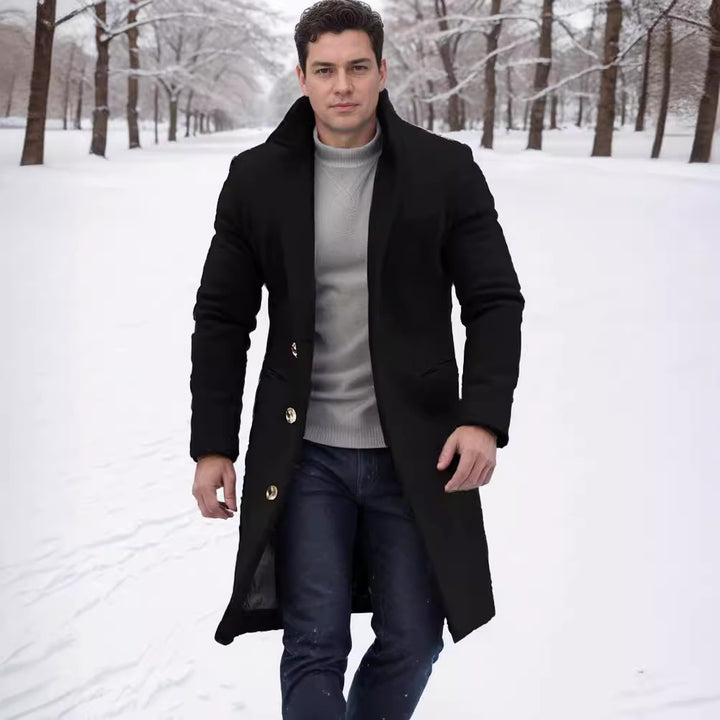 Herren eleganter Wollmantel mit schmalem Schnitt und goldenen Knöpfen Aliams