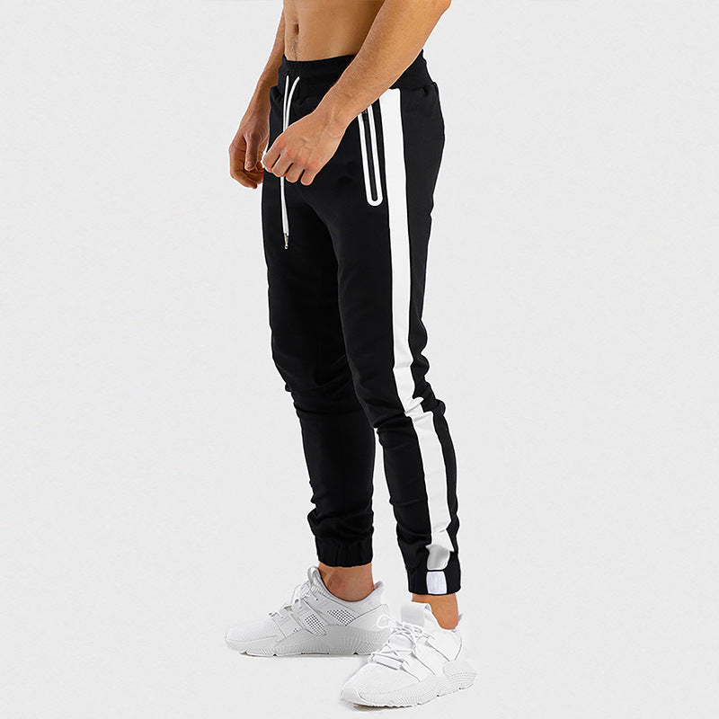 Herren sportliche Jogginghose mit innovativen Seitentaschen Aliams