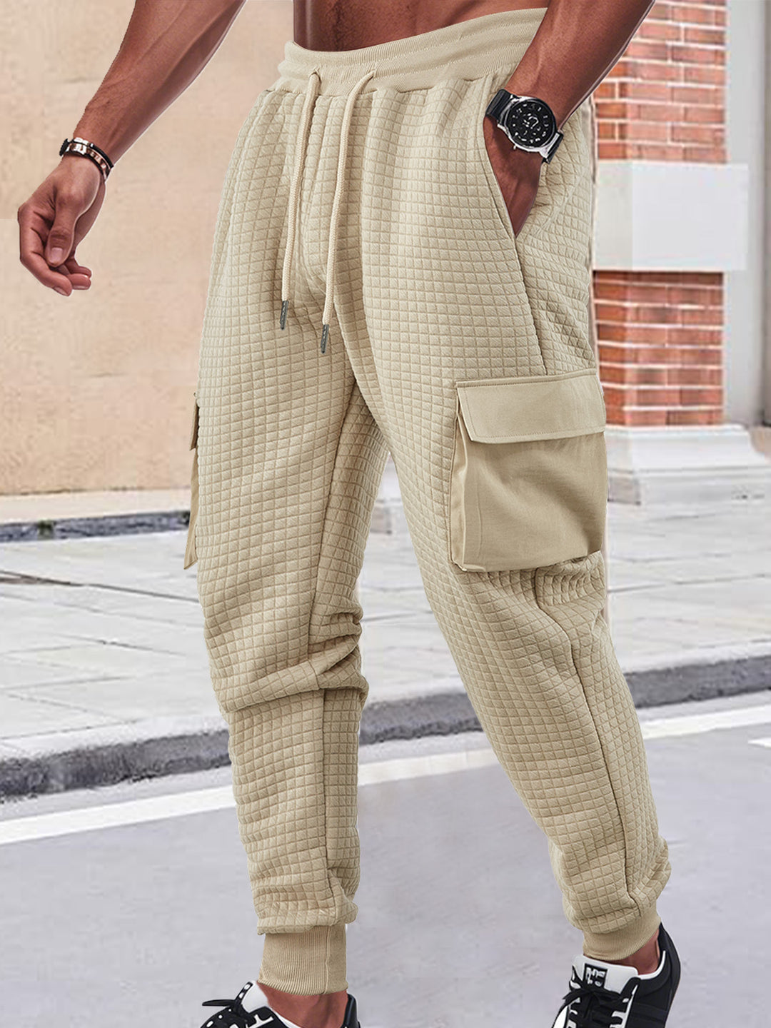 Herren Cargo-Jogginghose mit strukturierter Waffelstruktur und seitlichen Taschen Aliams