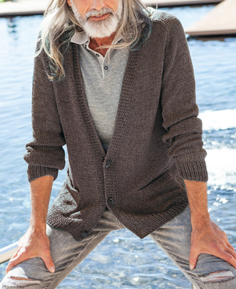 Herren eleganter Strickcardigan mit durchgehenden Knopfdetails und aufgesetzten Taschen Aliams
