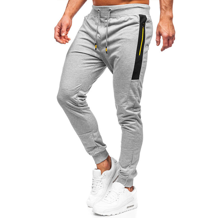 Herren Sportliche Slim-Fit Jogginghose mit seitlichen Reißverschlusstaschen Aliams
