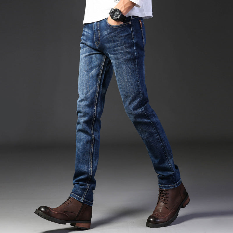 Herren schmal geschnittene Jeans mit angenehmem Stretch-Anteil und modernen Details Aliams