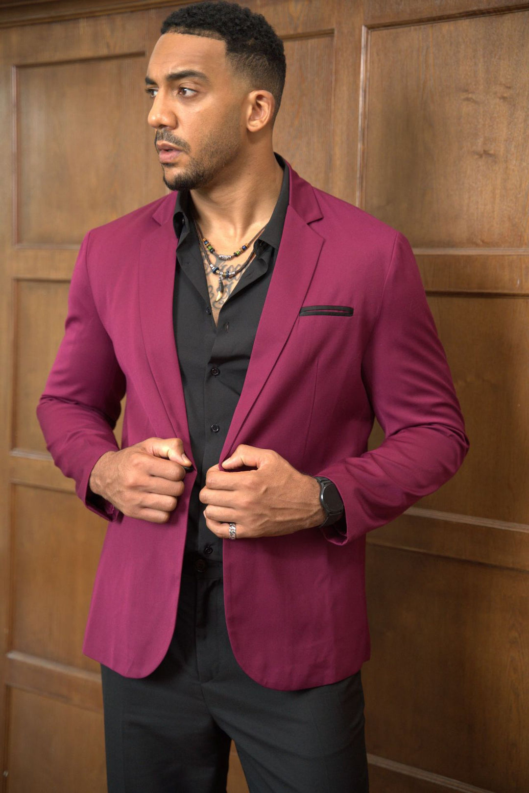 Herren eleganter Blazer mit modernem Schnitt und stilvollen Details Aliams