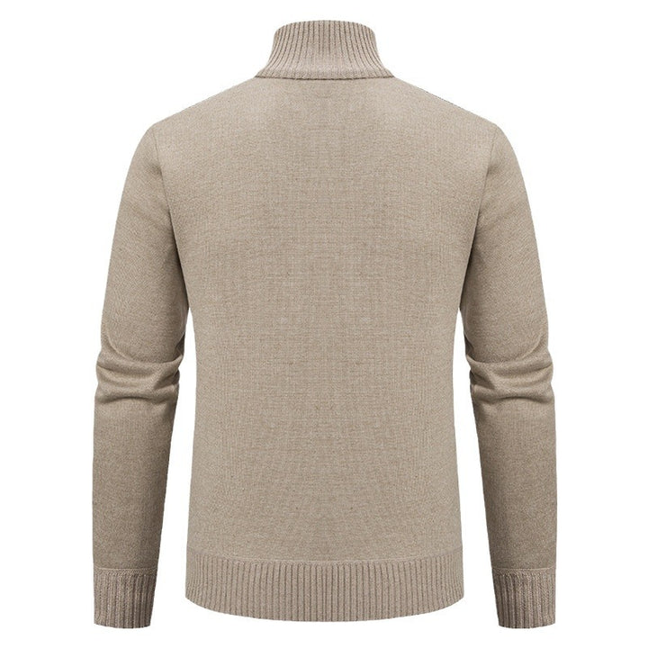 Herren Strickjacke mit modernem Zopfmuster und hohem Stehkragen Aliams