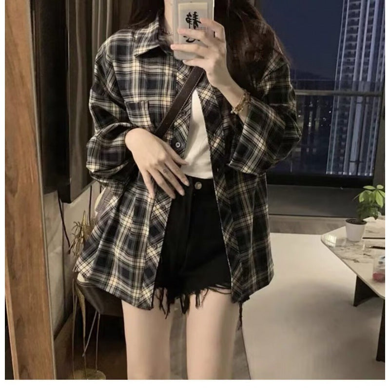 Damen lässige Karobluse mit oversized Schnitt und praktischen Druckknöpfen Aliams