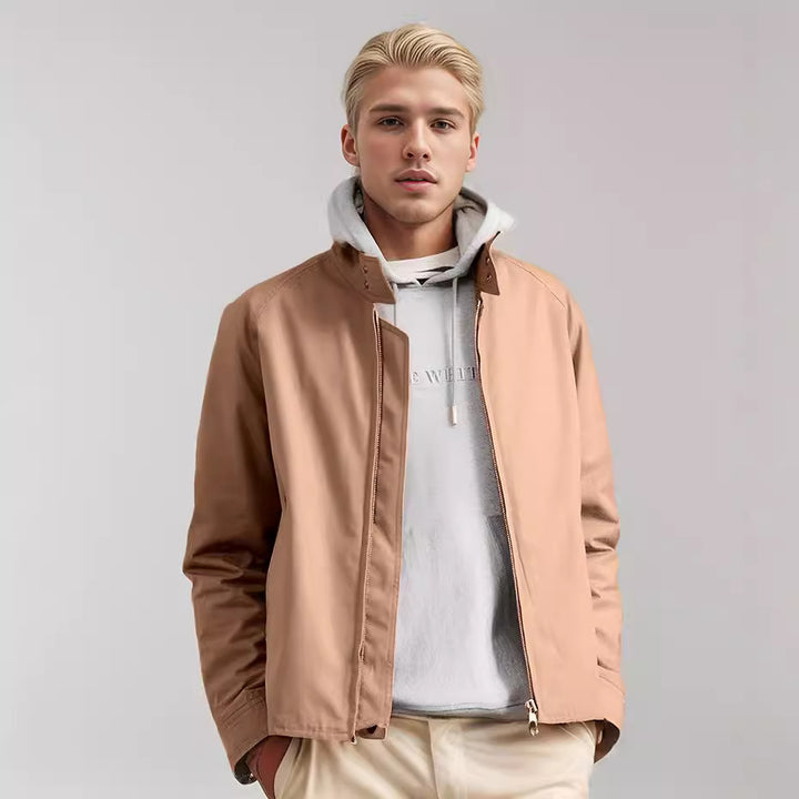 Herren elegante Steppjacke mit hohem Kragen und praktischen Taschen Aliams