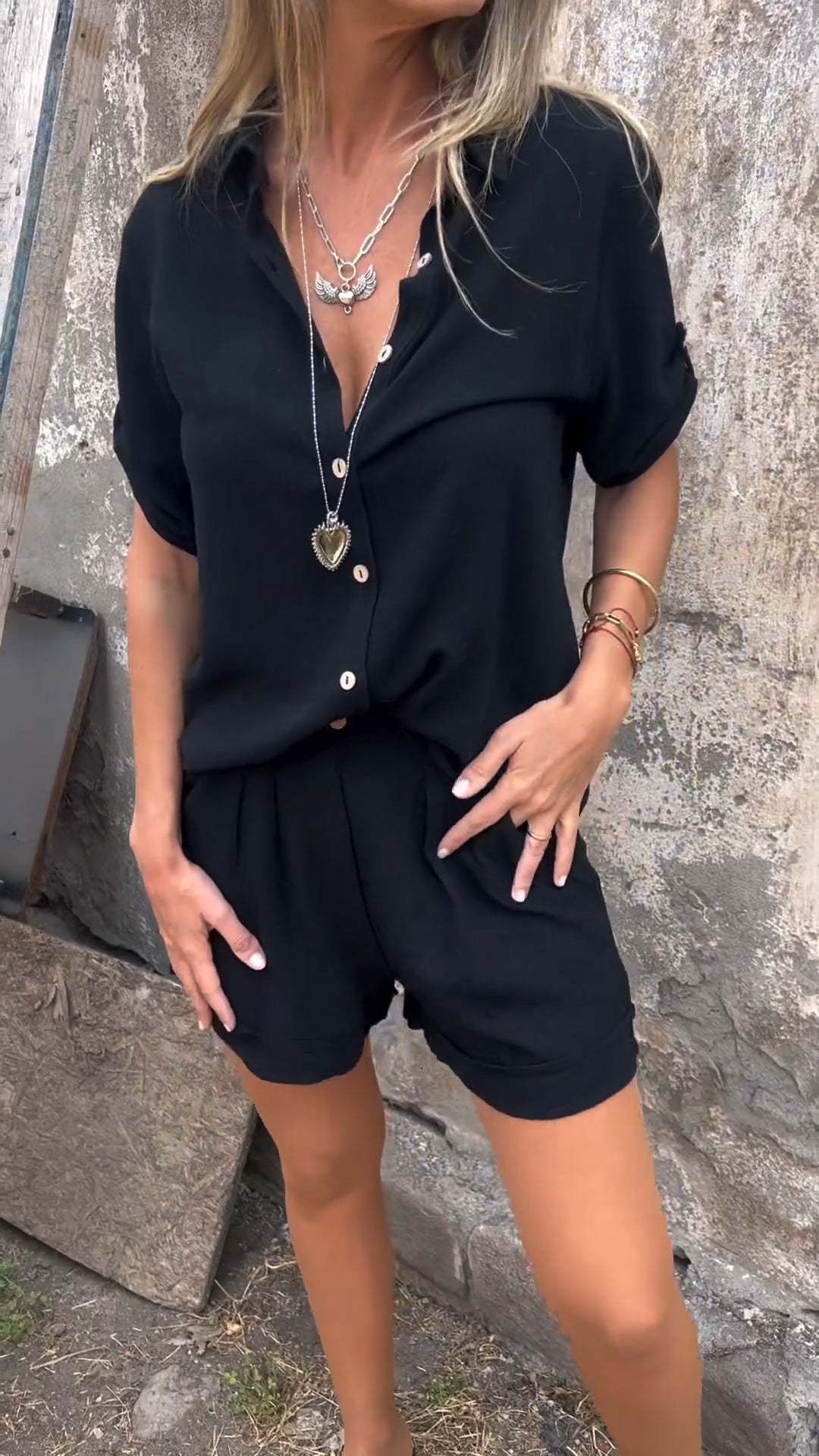 Damen Lässiges Jumpsuit mit Knopfverschlossenem Oberteil und Praktischem Taillenzug Aliams