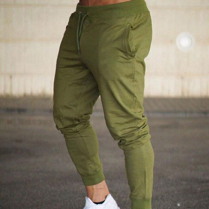Herren stylische Jogginghose mit modernen Einsätzen und praktischen Taschen Aliams