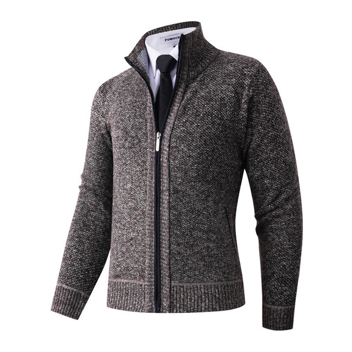 Herren stylische Strickjacke mit hohem Kragen und praktischen Taschen Aliams