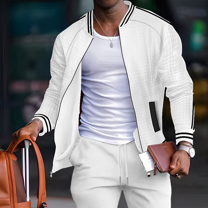 Herren sportliche Steppjacke mit modernem Schnitt und praktischen Reißverschlusstaschen Aliams