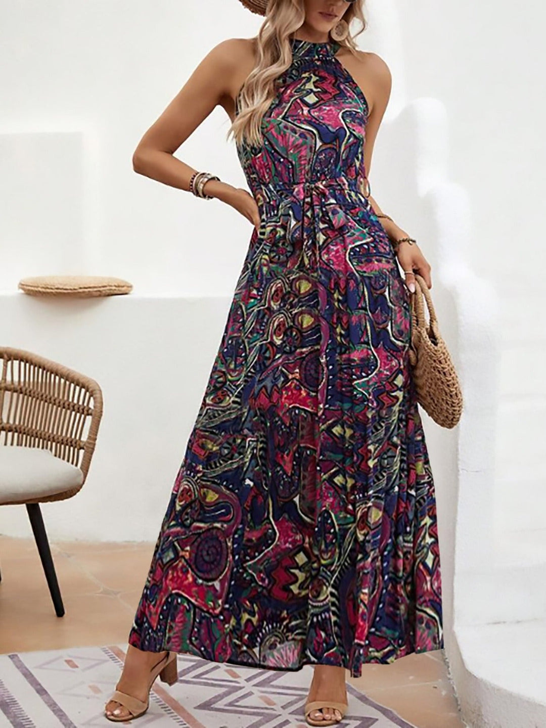 Damen Maxikleid Im Boho-Stil mit Elegantem Halterneck und Seitlichem Bindegürtel Aliams