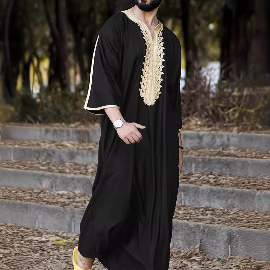 Herren traditioneller Kaftan mit kunstvollen Stickdetails Aliams