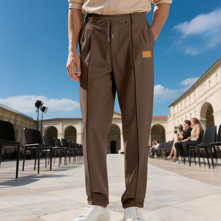 Herren Freizeit-Jogginghose mit verstellbarem Bund und praktischen Seitentaschen Aliams