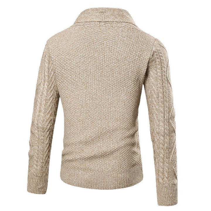 Herren Strickjacke mit modernem Zopfmuster und praktischen Taschen Aliams