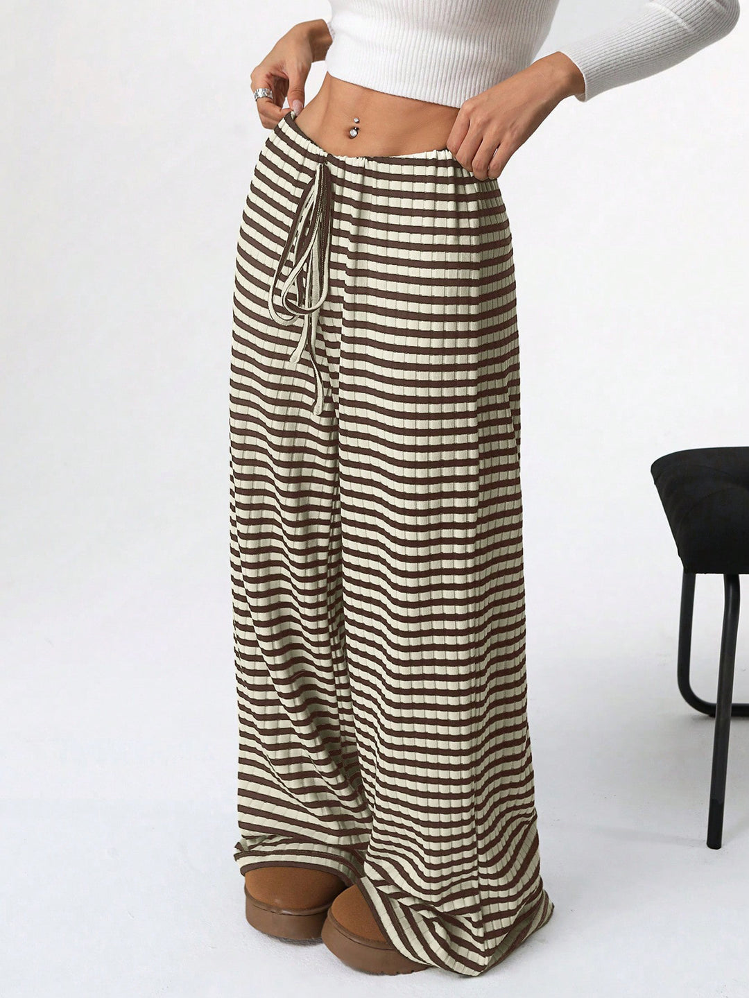 Damen komfortable Relaxhose mit weitem Schnitt und verstellbarem Kordelzug Aliams
