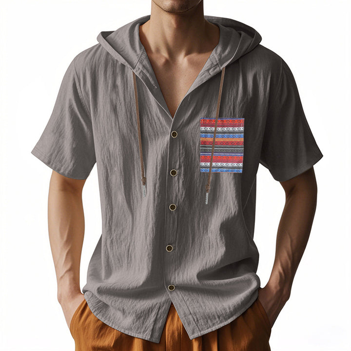 Herren Kurzarm-Hemd mit Kapuze und buntem Brusttaschen-Motiv Aliams