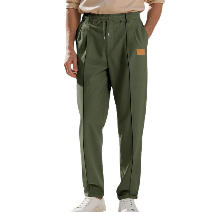 Herren Freizeit-Jogginghose mit verstellbarem Bund und praktischen Seitentaschen Aliams