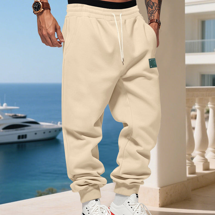 Herren Sportliche Jogginghose im modernen Relaxed Fit Aliams