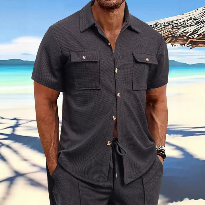 Herren Kurzarm-Hemd mit praktischen Brusttaschen und strukturiertem Design Aliams