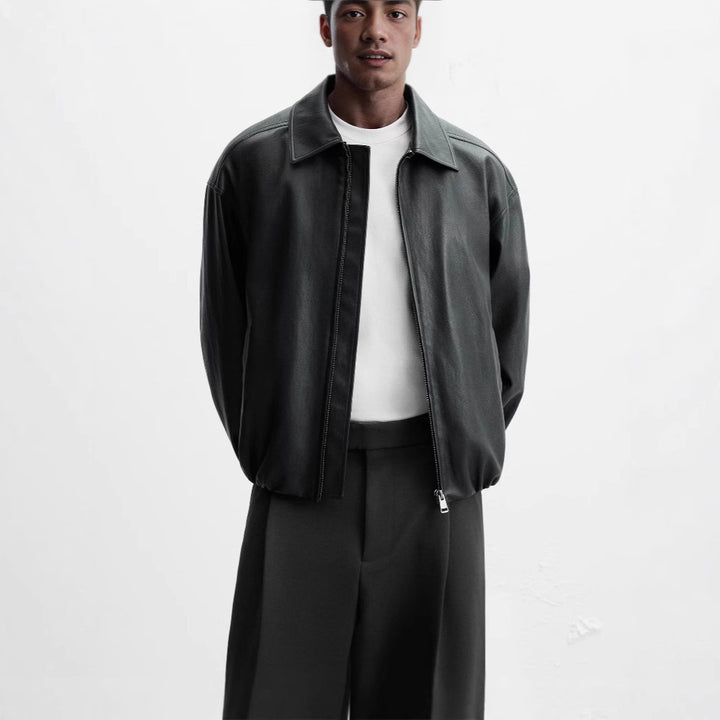 Herren elegante Kunstlederjacke mit modischem Stehkragen und seitlichen Eingrifftaschen Hedi-Mode