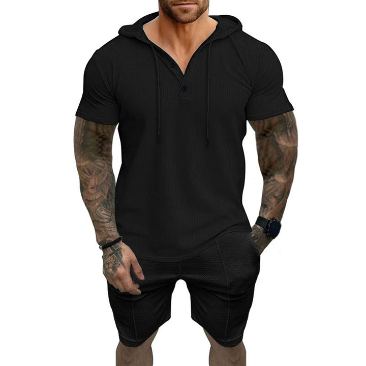 Herren Sportliches Kurzarm-Henley-Outfit mit Kapuze und Shorts Aliams