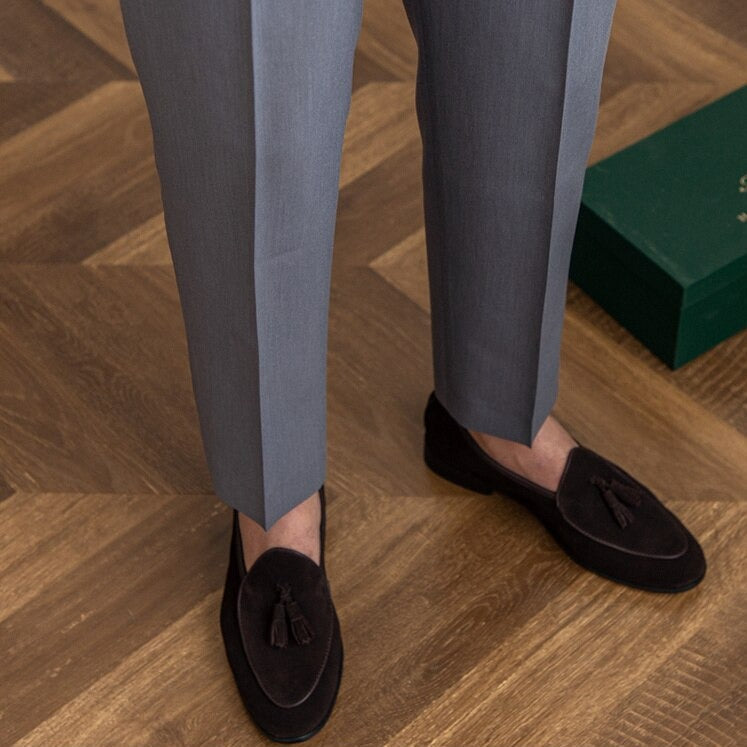 Herren Hose mit hoher Taille und Schnallenverschluss