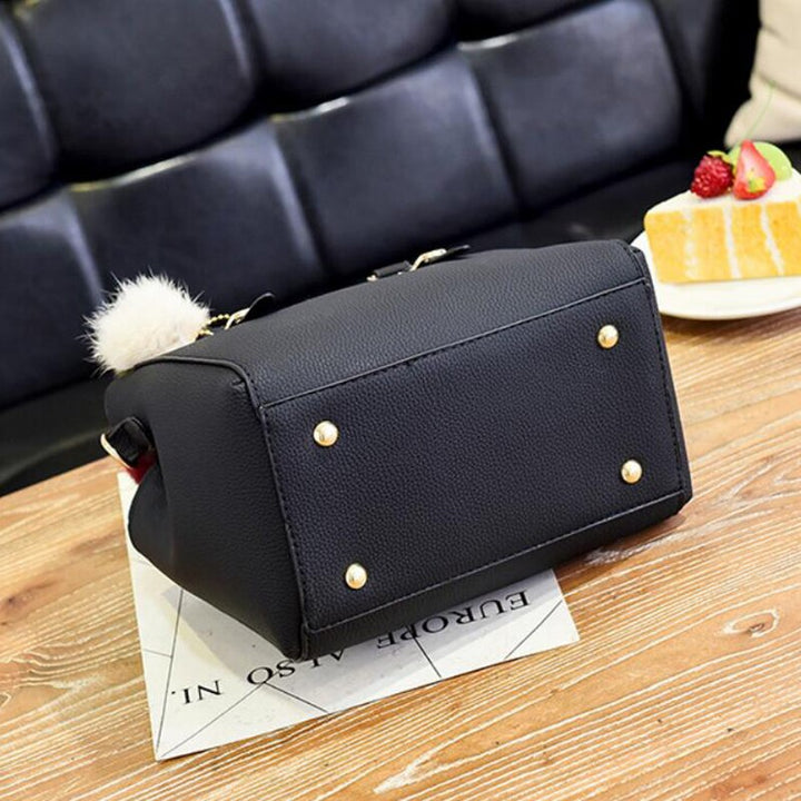Aliams | Damen-Tasche Lederhandtasche mit 3 weichen Plüschbällen