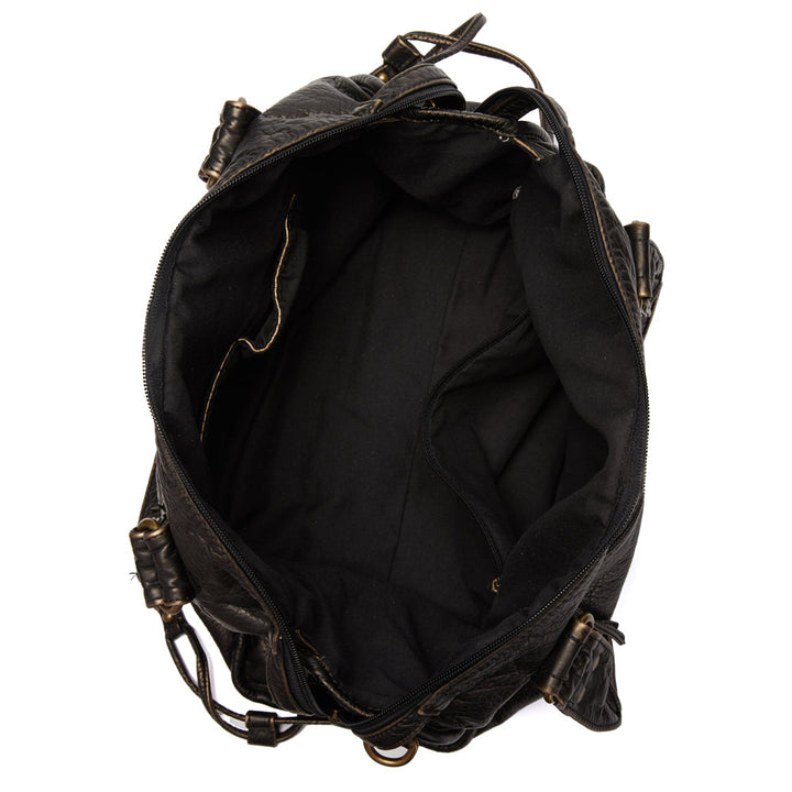 Schwarze Handtasche für die Schule