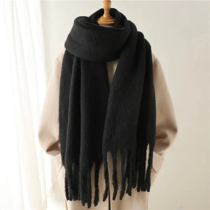 Warmer Schal für Damen im Winter