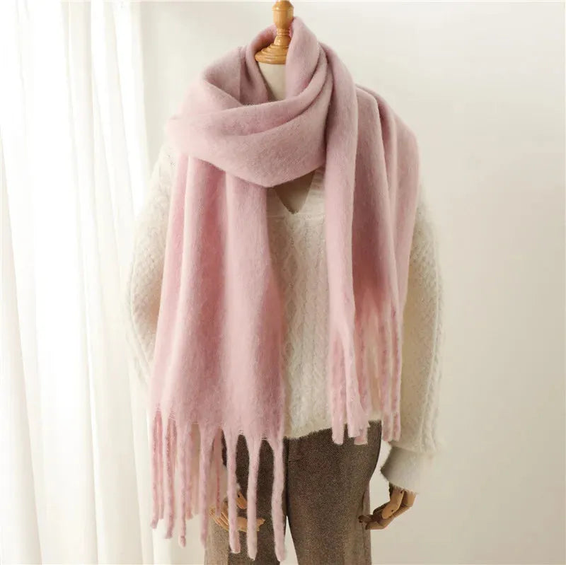 Warmer Schal für Damen im Winter