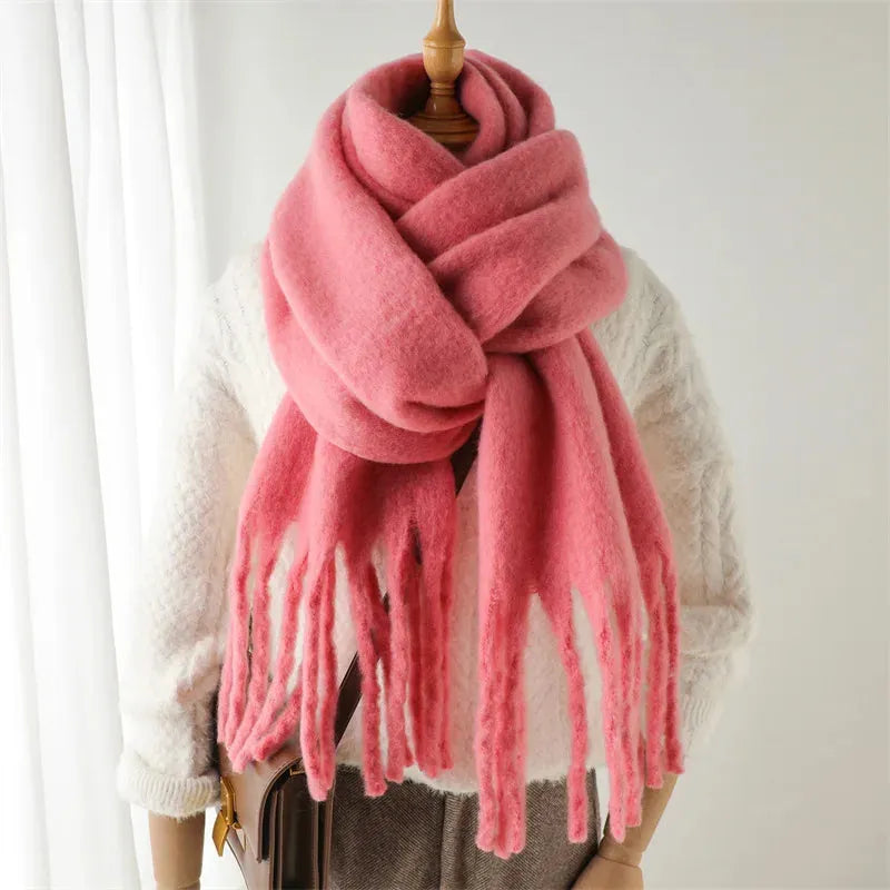 Warmer Schal für Damen im Winter