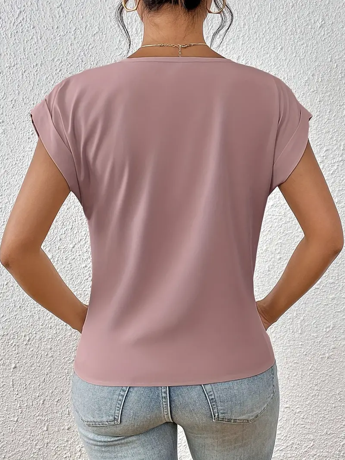 Das Perfekte V-Ausschnitt-Top Für Frauen