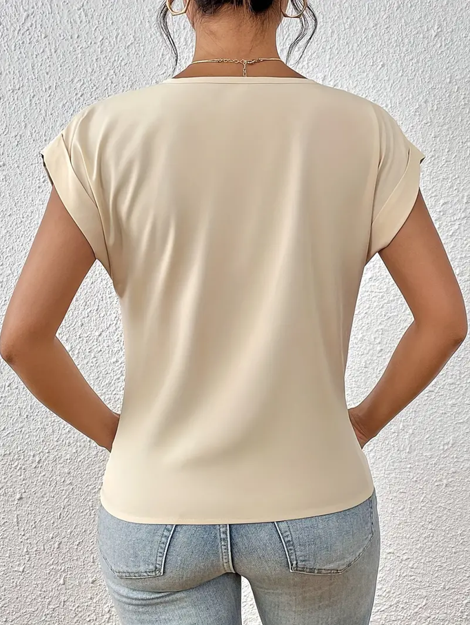 Das Perfekte V-Ausschnitt-Top Für Frauen