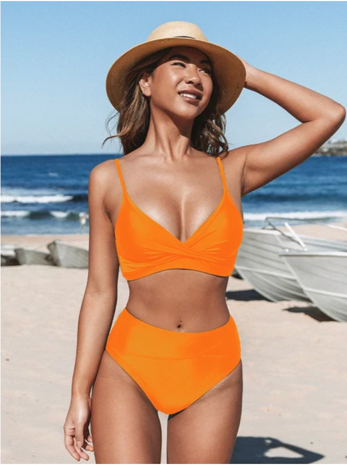 Aliams | Formschönes und Elegantes Bikini-Set